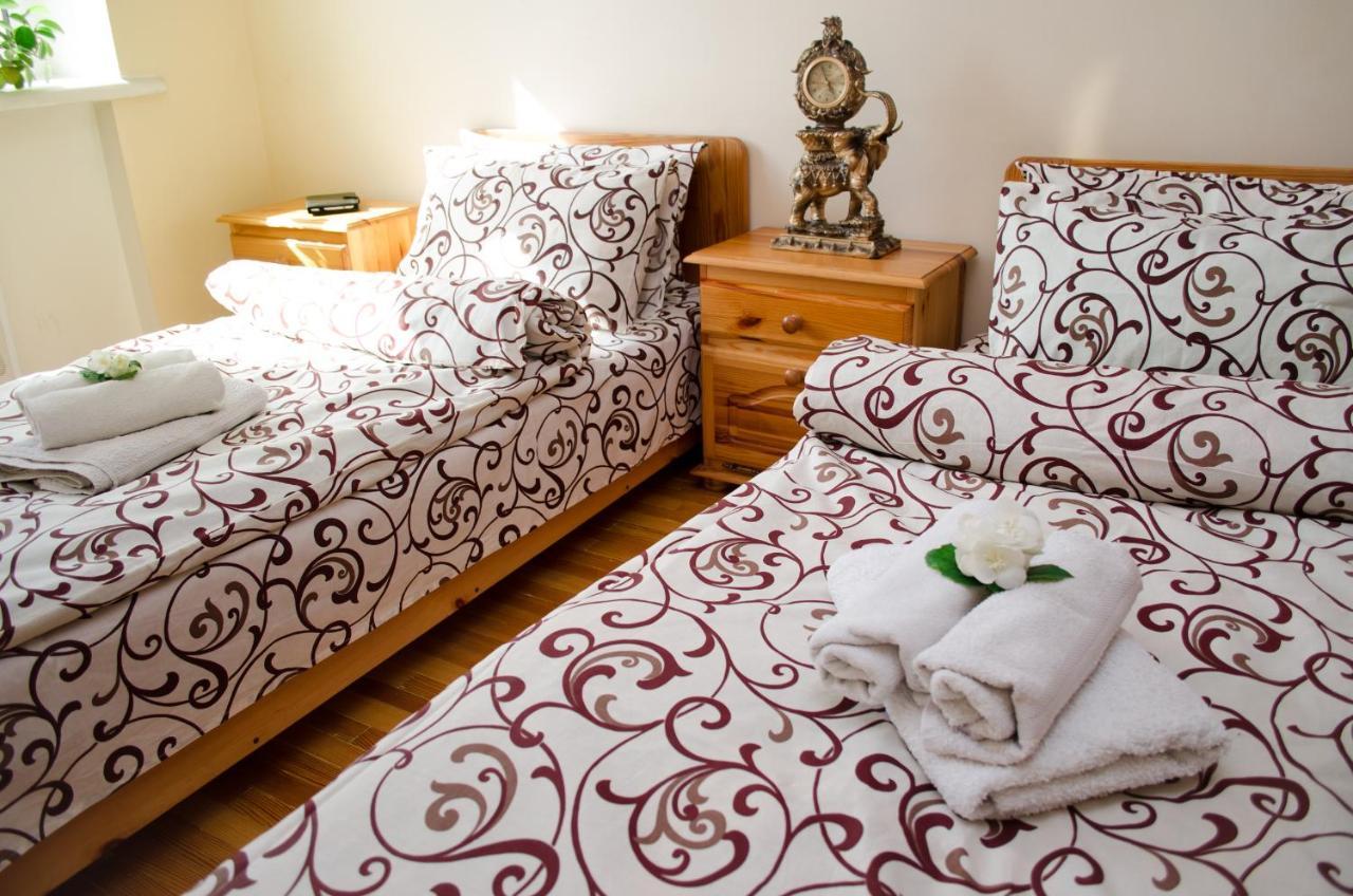 Babylon Apartments Ρίβνε Εξωτερικό φωτογραφία