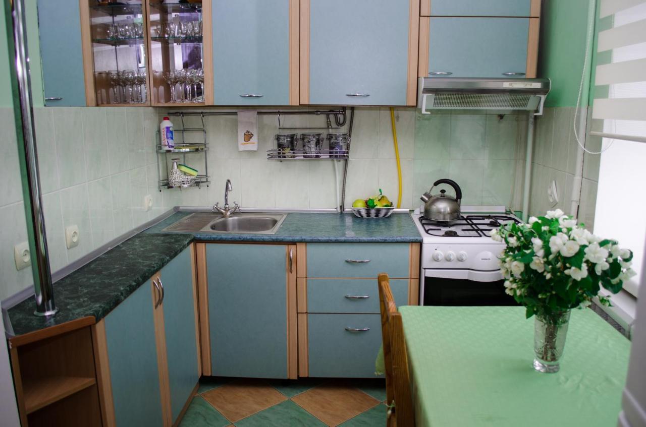 Babylon Apartments Ρίβνε Εξωτερικό φωτογραφία