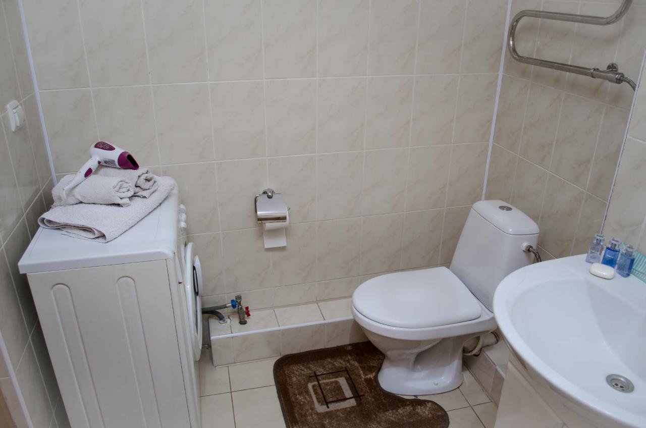 Babylon Apartments Ρίβνε Εξωτερικό φωτογραφία